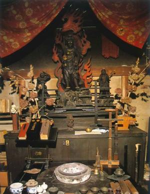 福寿院の祭壇