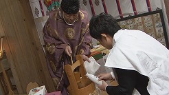 松尾神社で行われた上卯祭